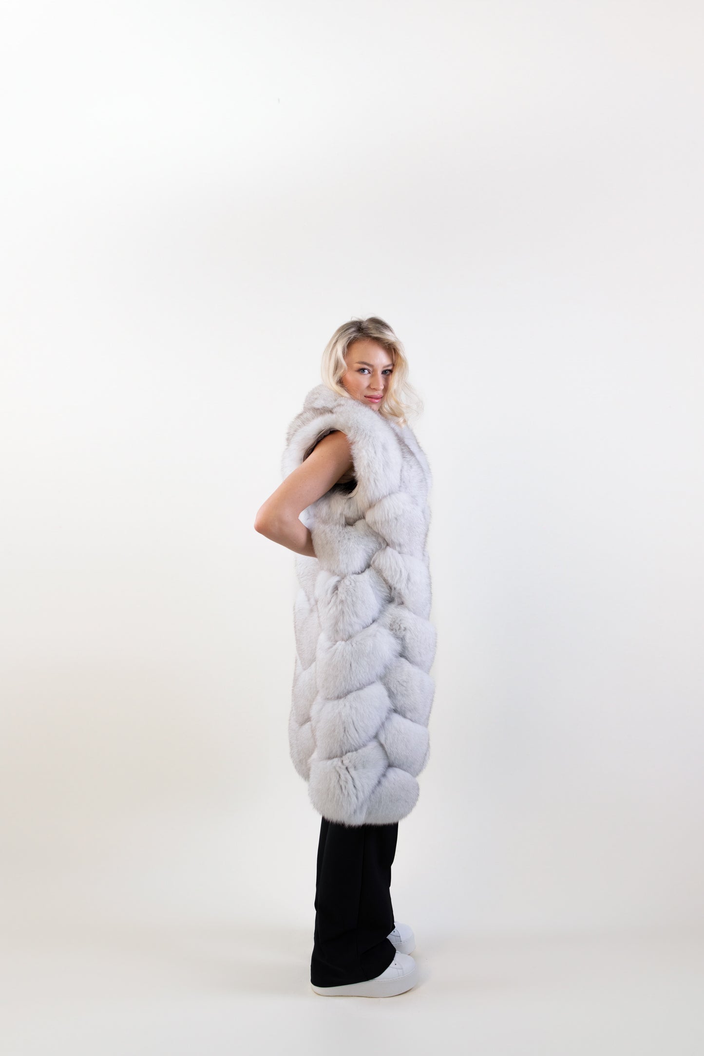 IN STOCK Doll Fox Fur Coat (2in1), White, Size M